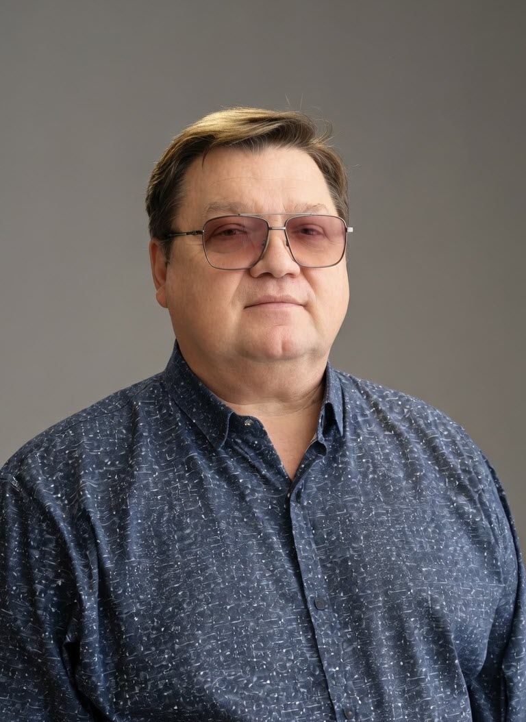 Яковлев Юрий Ренгольдович